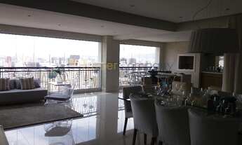 Imagem 2: 4 dormitórios, 4 suíte, 5 vagas na garagem