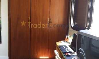 Imagem 2: 4 dormitórios, 1 suítes, 2 vagas na garagem