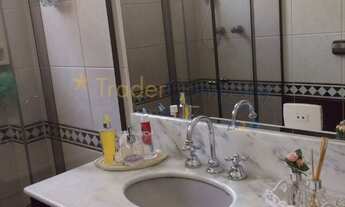 Imagem 3: 4 dormitórios, 1 suítes, 2 vagas na garagem