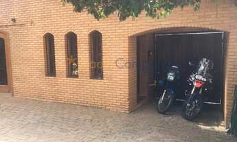 Imagem 4: 3 dormitórios, 1 suítes, 8 vagas na garagem