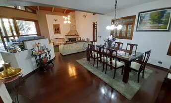 Imagem: 4 dormitórios, 2 suíte, 4 vagas na garagem