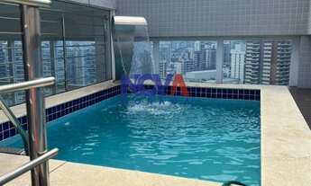 Imagem 5: Esta incrível cobertura duplex oferece o máximo em luxo e conforto