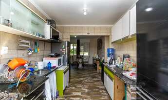 Imagem 7: ![CDATA[Apartamento 3 dormitórios + dependência amplo com vaga na Medianeira]]