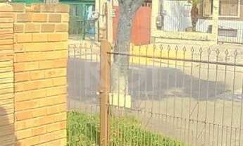 Imagem 6: ![CDATA[CASA 02 DORMITORIOS BAIRRO BELEM VOVO, Porto Alegre]]