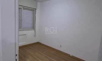 Imagem 4: ![CDATA[Apartamento para Venda - 70.6m², 3 dormitórios, 1 vaga - Cavalhada, Porto Alegre