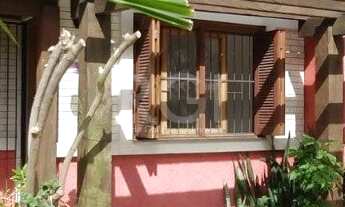 Imagem: ! CDATA Casa em Hípica