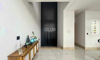 Imagem 5: 4 dormitórios, 4 suíte, 6 banheiro, 6 vagas na garagem, 430M² de Área Construída