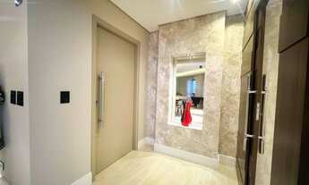 Imagem 2: 2 dormitórios, 2 suíte, 4 banheiro, 3 vagas na garagem, 220M² de Área Construída