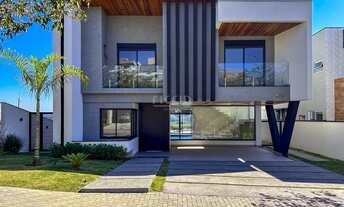 Imagem: 4 dormitórios, 4 suíte, 6 banheiro, 4