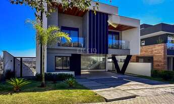 Imagem 2: 4 dormitórios, 4 suíte, 6 banheiro, 4 vagas na garagem, 470M² de Área Construída