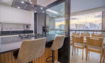 Imagem 5: 2 dormitórios, 1 suítes, 2 banheiro, 2 vagas na garagem, 88M² de Área Construída