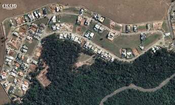 Imagem 1: 1122M² de Área Construída, 1122M² de Área Total