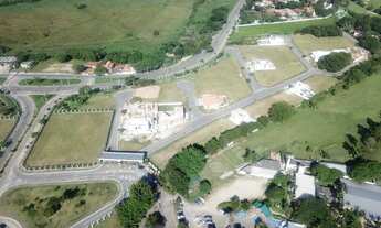 Imagem 2: 900M² de Área Construída, 900M² de Área Total