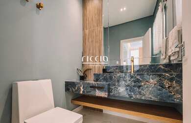 Imagem 5: 3 dormitórios, 1 suítes, 3 banheiro, 4 vagas na garagem, 225M² de Área Construída