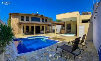 Imagem: 3 dormitórios, 1 suítes, 3 banheiro, 4