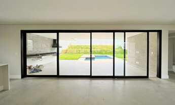 Imagem 7: 4 dormitórios, 4 suíte, 7 banheiro, 4 vagas na garagem, 435M² de Área Construída