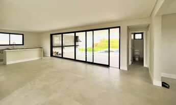 Imagem 6: 4 dormitórios, 4 suíte, 7 banheiro, 4 vagas na garagem, 435M² de Área Construída