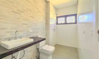 Imagem 4: 4 dormitórios, 3 suíte, 5 banheiro, 4 vagas na garagem, 350M² de Área Construída