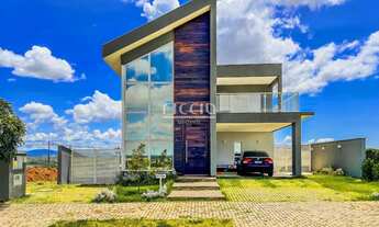 Imagem: 3 dormitórios, 3 suíte, 6 banheiro, 4