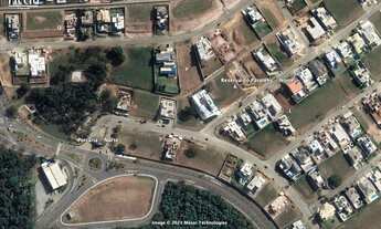 Imagem 3: 715M² de Área Construída, 715M² de Área Total