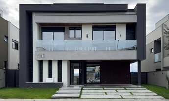 Imagem 4: 5 dormitórios, 5 suíte, 7 banheiro, 4 vagas na garagem, 450M² de Área Construída