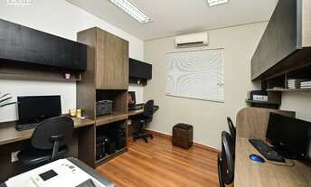 Imagem 5: 2 banheiro, 4 vagas na garagem, 197M² de Área Construída, 180M² de Área Total