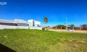 Imagem: 530M² de Área Construída, 530M² de Área