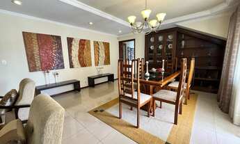 Imagem 7: 3 dormitórios, 2 suíte, 6 banheiro, 6 vagas na garagem, 454M² de Área Construída