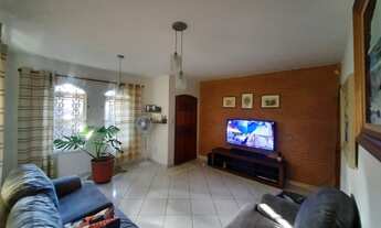 Imagem: 3 dormitórios, 1 suítes, 3 banheiro, 4