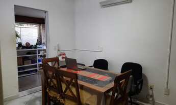 Imagem 3: 3 dormitórios, 1 suítes, 3 banheiro, 4 vagas na garagem, 123M² de Área Construída