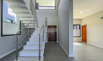 Imagem 4: 4 dormitórios, 4 suíte, 5 banheiro, 4 vagas na garagem, 370M² de Área Construída