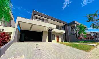 Imagem 3: 4 dormitórios, 4 suíte, 5 banheiro, 4 vagas na garagem, 370M² de Área Construída