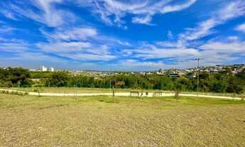 Imagem 6: 332M² de Área Construída, 332M² de Área Total