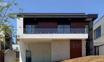 Imagem 2: 4 dormitórios, 4 suíte, 6 banheiro, 4 vagas na garagem, 499M² de Área Construída