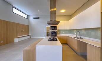 Imagem 6: 4 dormitórios, 3 suíte, 6 banheiro, 4 vagas na garagem, 250M² de Área Construída