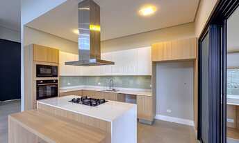 Imagem 7: 4 dormitórios, 3 suíte, 6 banheiro, 4 vagas na garagem, 250M² de Área Construída