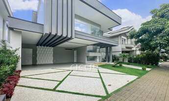 Imagem 2: 4 dormitórios, 4 suíte, 6 banheiro, 4 vagas na garagem, 450M² de Área Construída