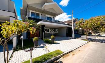 Imagem 4: 4 dormitórios, 4 suíte, 6 banheiro, 4 vagas na garagem, 300M² de Área Construída