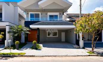 Imagem 2: 4 dormitórios, 4 suíte, 6 banheiro, 4 vagas na garagem, 300M² de Área Construída