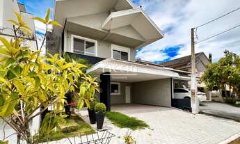 Imagem 5: 4 dormitórios, 4 suíte, 6 banheiro, 4 vagas na garagem, 300M² de Área Construída