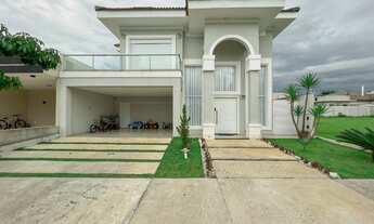 Imagem 6: 3 dormitórios, 3 suíte, 5 banheiro, 4 vagas na garagem, 230M² de Área Construída