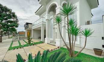 Imagem 7: 3 dormitórios, 3 suíte, 5 banheiro, 4 vagas na garagem, 230M² de Área Construída