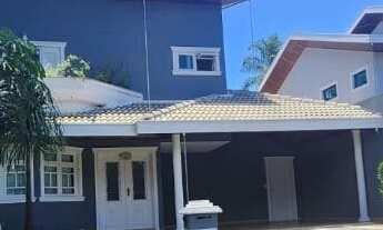 Imagem 2: 4 dormitórios, 2 suíte, 5 banheiro, 4 vagas na garagem, 320M² de Área Construída