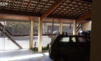 Imagem: 4 dormitórios, 2 suíte, 3 banheiro, 3