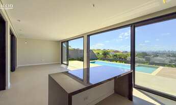 Imagem 2: 4 dormitórios, 4 suíte, 6 banheiro, 6 vagas na garagem, 530M² de Área Construída