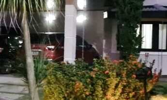 Imagem: 4 dormitórios, 4 suíte, 6 banheiro, 4