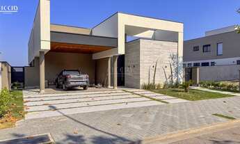 Imagem: 4 dormitórios, 4 suíte, 6 banheiro, 4