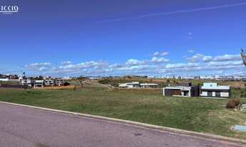 Imagem 4: 499M² de Área Construída, 499M² de Área Total