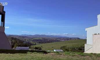 Imagem 2: 547M² de Área Construída, 547M² de Área Total