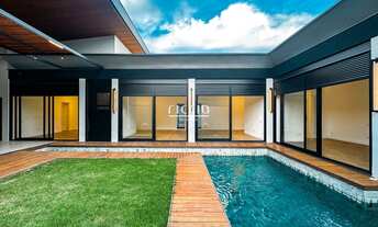 Imagem 4: 4 dormitórios, 4 suíte, 6 banheiro, 4 vagas na garagem, 385M² de Área Construída